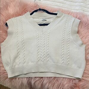 Sunday Best Cream Cable-Knit V-Neck Sweater Vest